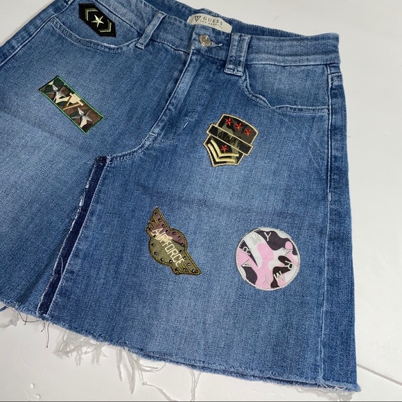 NEW GUESS Patched Denim Skirt 25 - Picture 7 of 16